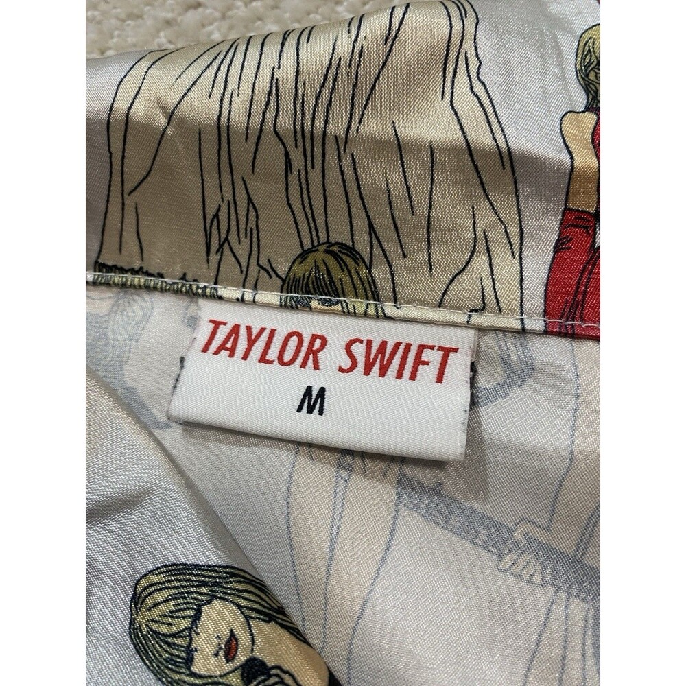Taylor Swift Pajama Shirt Size M Multicolored AOP Red Taylor's Version Eras - Picture 8 of 15